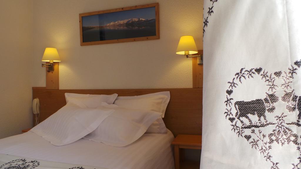 Hotel Restaurant L'Outa แตร์มิญอง ภายนอก รูปภาพ