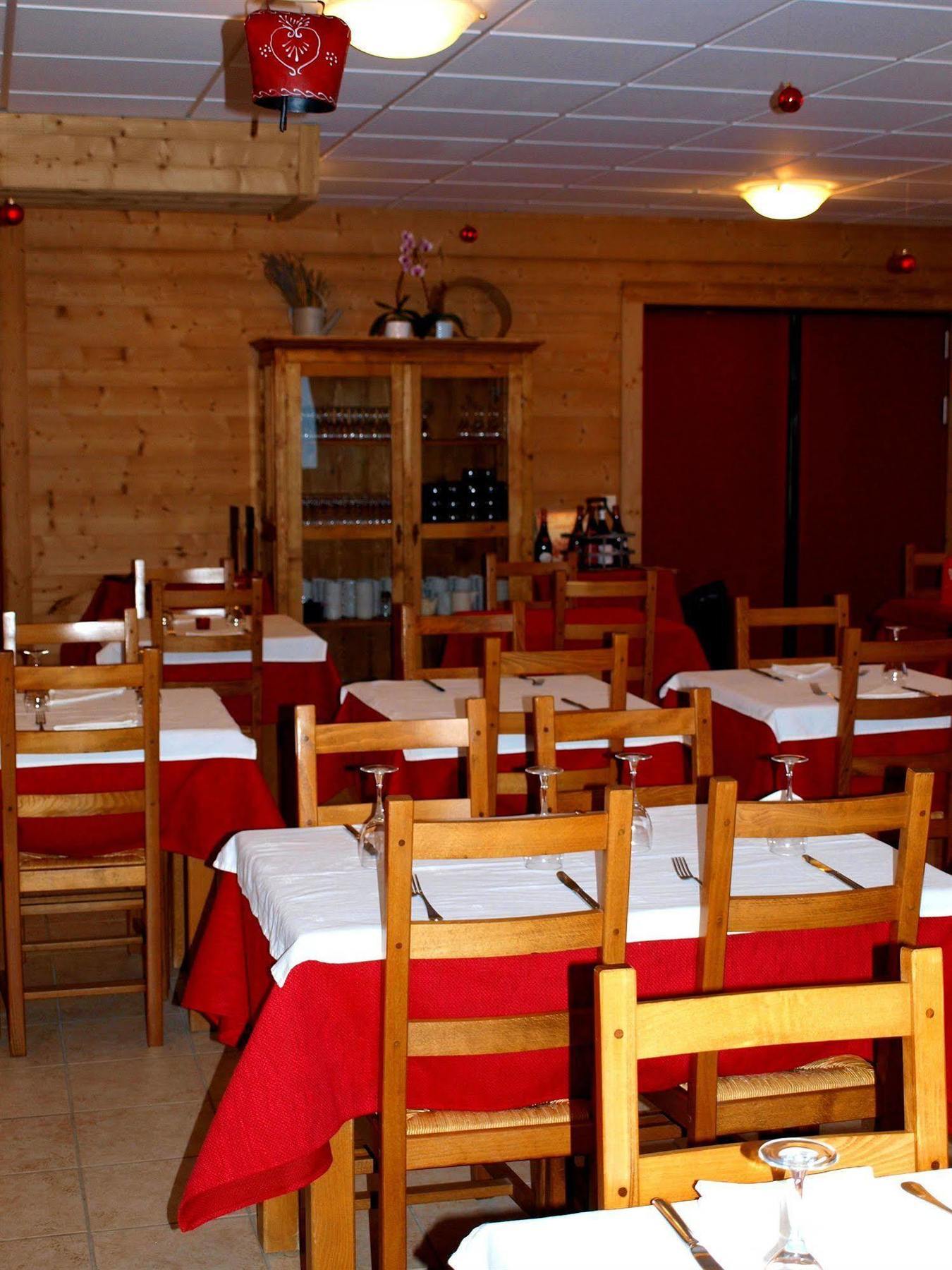 Hotel Restaurant L'Outa แตร์มิญอง ภายนอก รูปภาพ