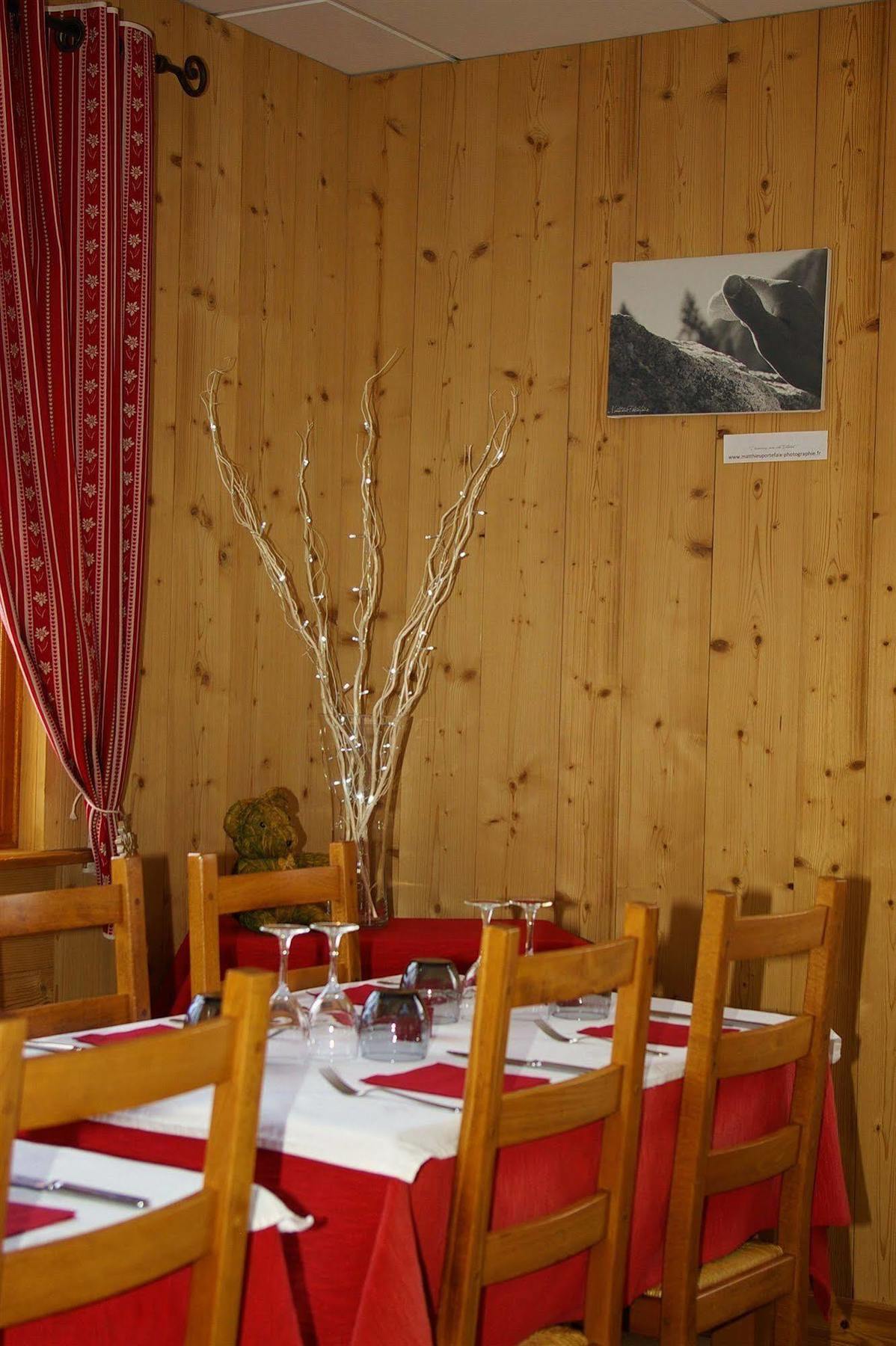 Hotel Restaurant L'Outa แตร์มิญอง ภายนอก รูปภาพ